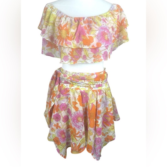 Forever 21 Women’s Floral Two-Piece Set | Off Shoulder Crop Top & Skirt | Size M - Picture 2 of 15